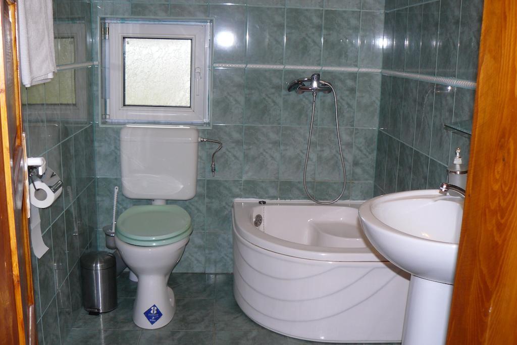 Pensiunea Vladut Bran  Room photo